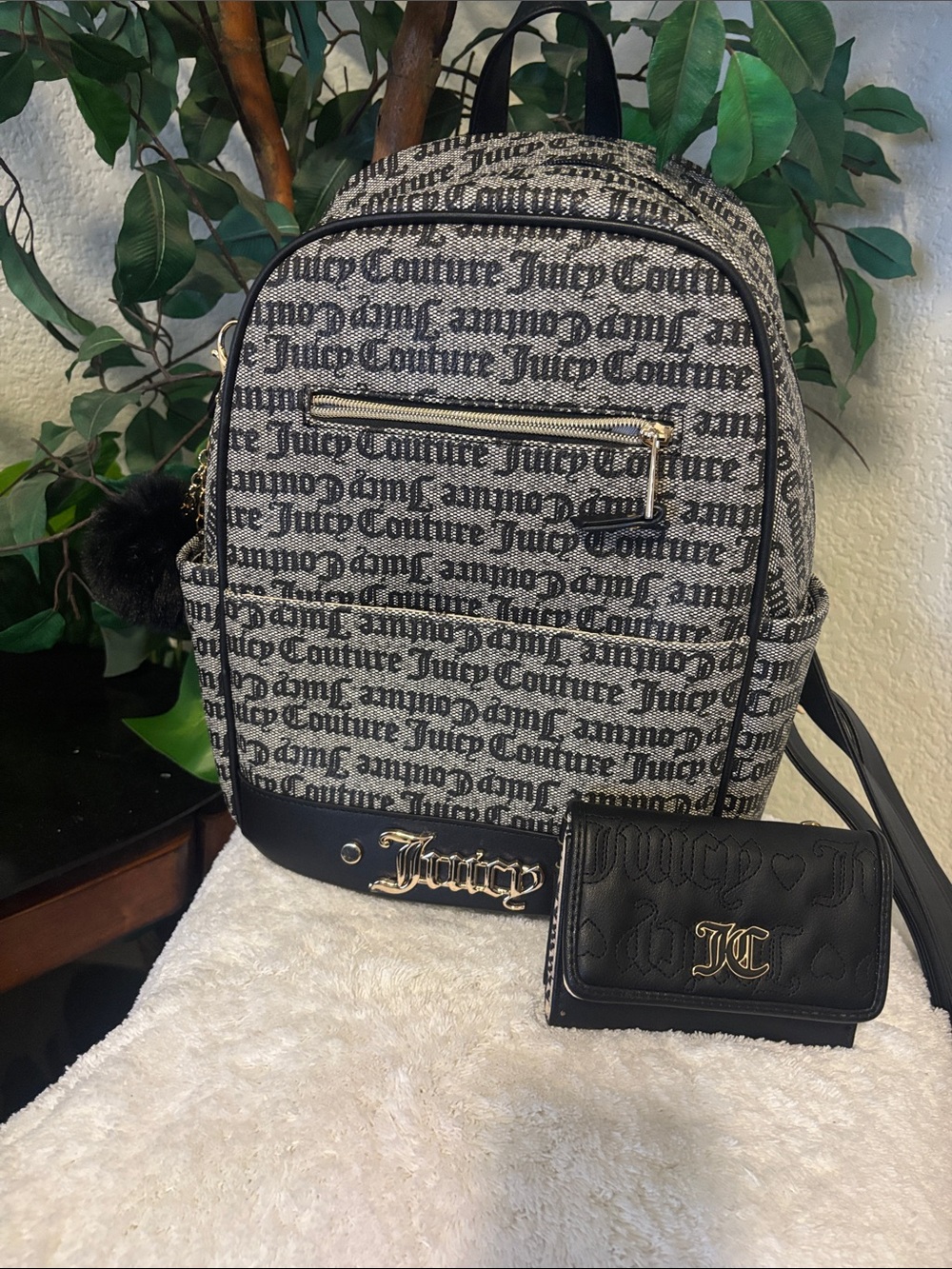 NWT  Large Black & Gray Logo Print Backpack with Black Wallet